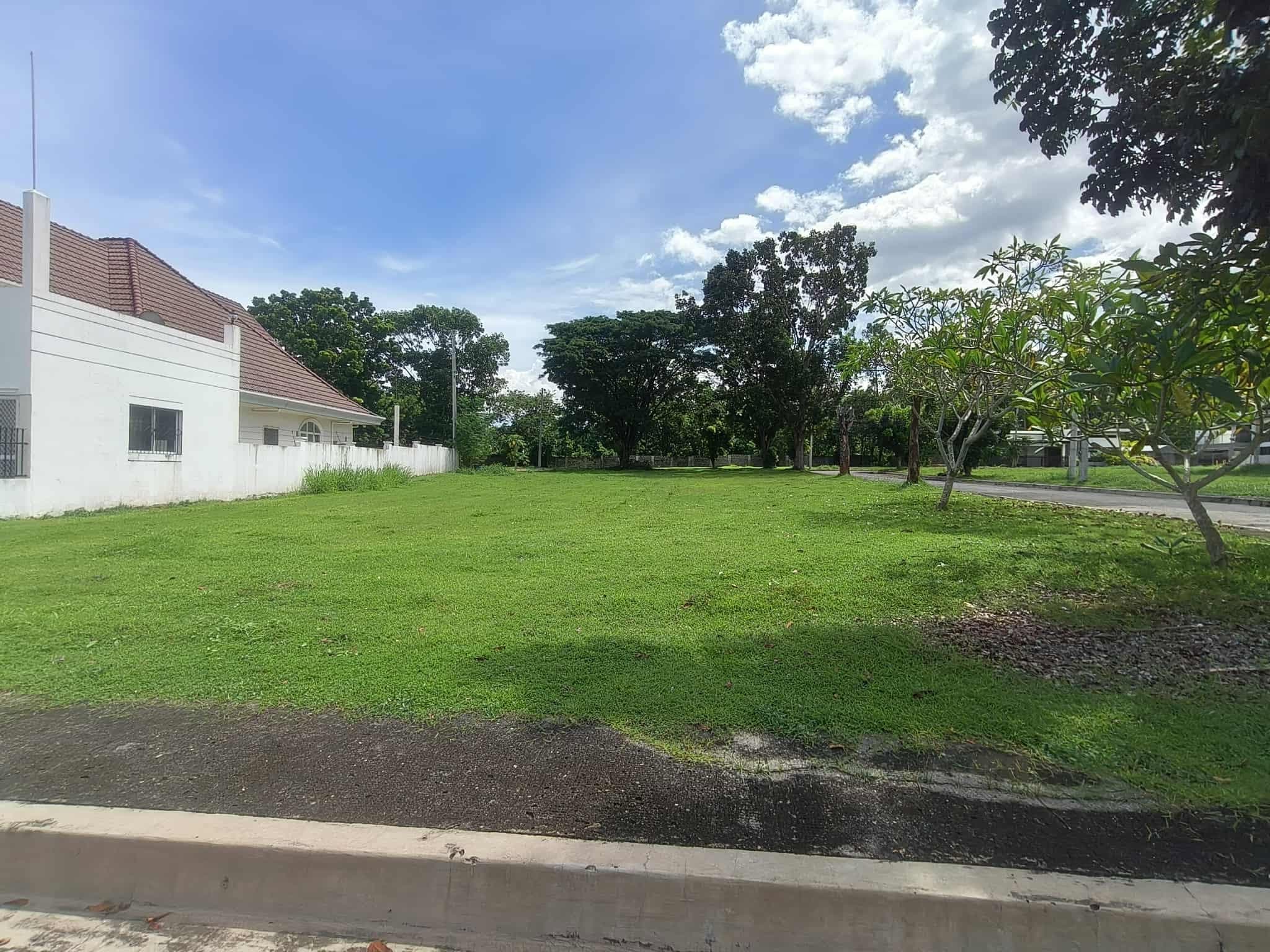 FOR SALE❗ CORNER LOT IN SOUTH PACIFIC GOLF & LEISURE
