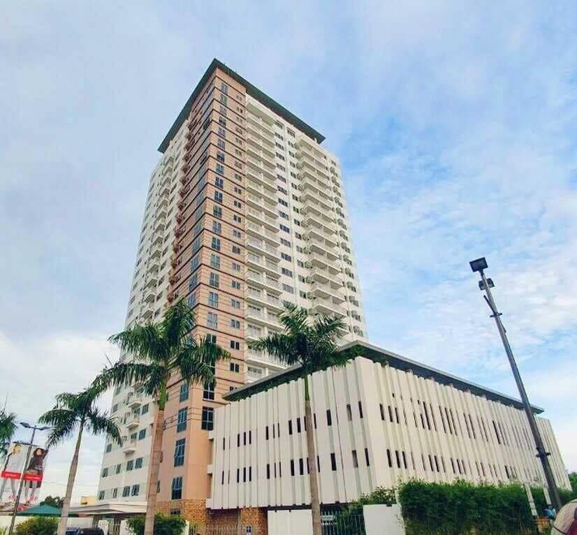Prime 21st-Floor Studio Unit at Abreeza Residences